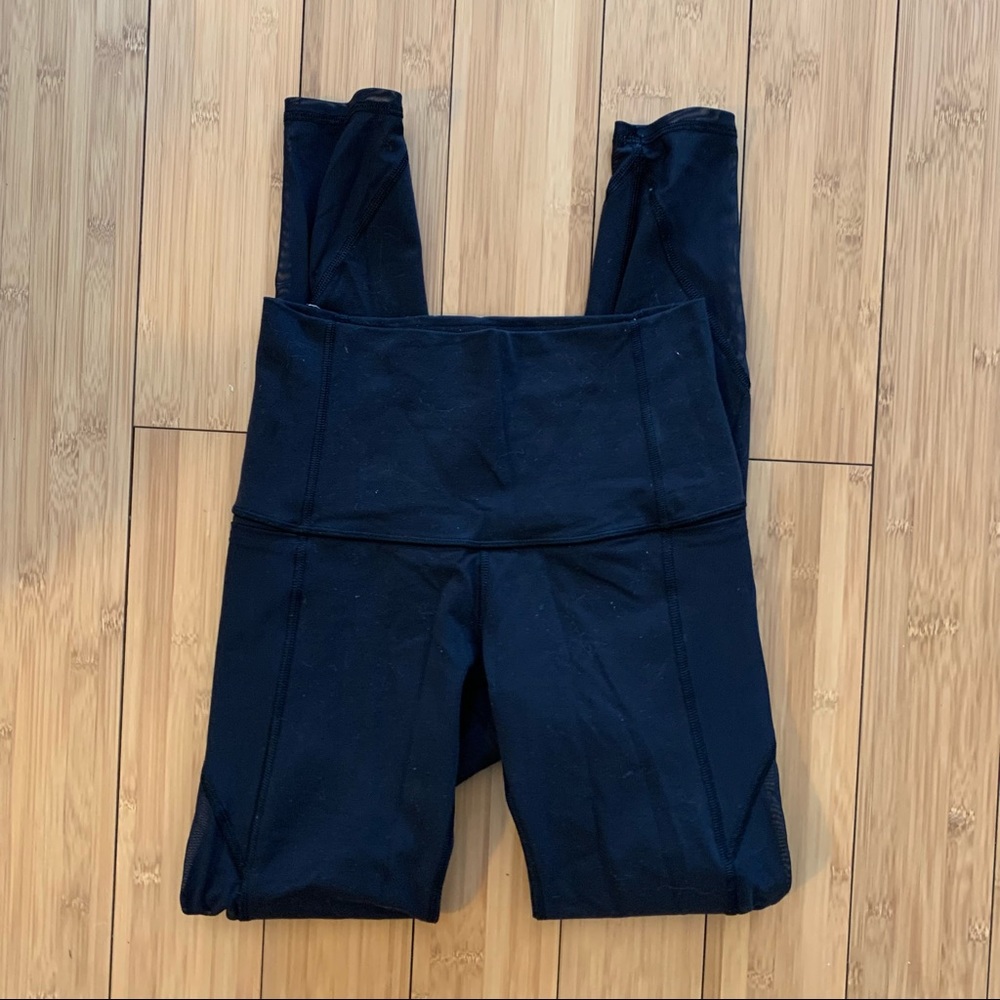 lululemon black high waisted leggings with mesh panel